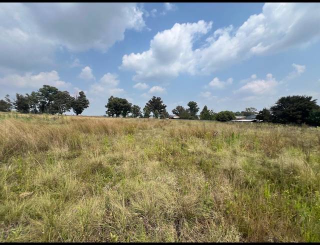 9,913M² VACANT LAND FOR SALE IN DE DEUR